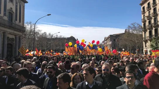 Manifestación Sociedad Civil Catalana En Barcelona