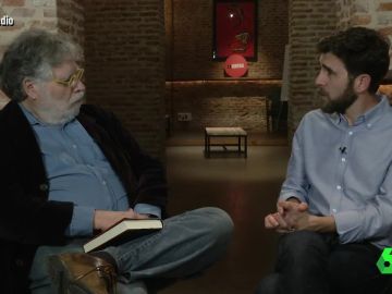 Gonzo entrevista a Joaquín Estefanía en El Intermedio Gonzo entrevista a Joaquín Estefanía en El Intermedio