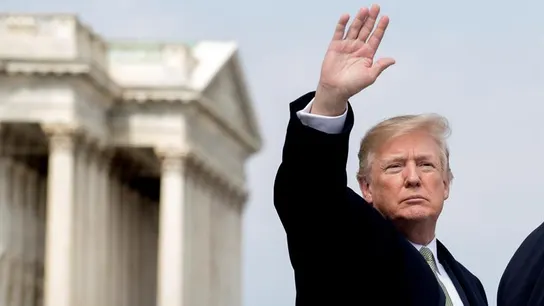 Donald Trump Donald Trump busca imponer la pena de muerte para los traficantes de opiáceos