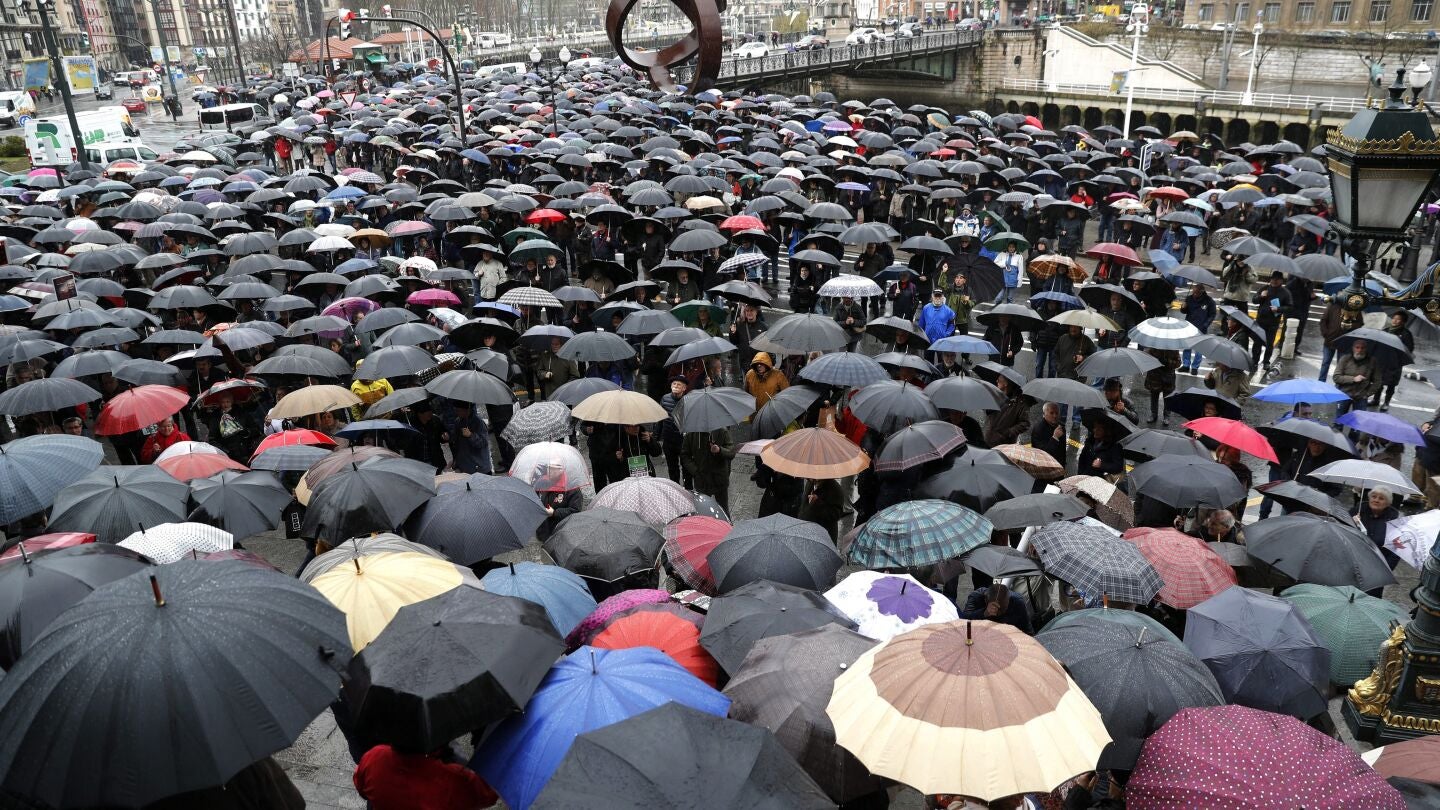 Varios miles de jubilados vuelven a concentrarse en Bilbao