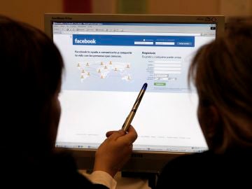 Facebook Facebook