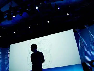 Mark Zuckerberg se enfrenta a su peor crisis Mark Zuckerberg se enfrenta a su peor crisis