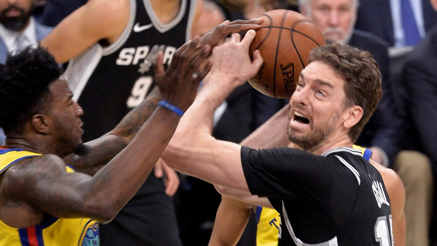Pau Gasol, en el partido ante los Warriors Pau Gasol, en el partido ante los Warriors