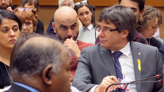 Puigdemont y Anna Gabriel el un congreso de la ONU Puigdemont y Anna Gabriel el un congreso de la ONU