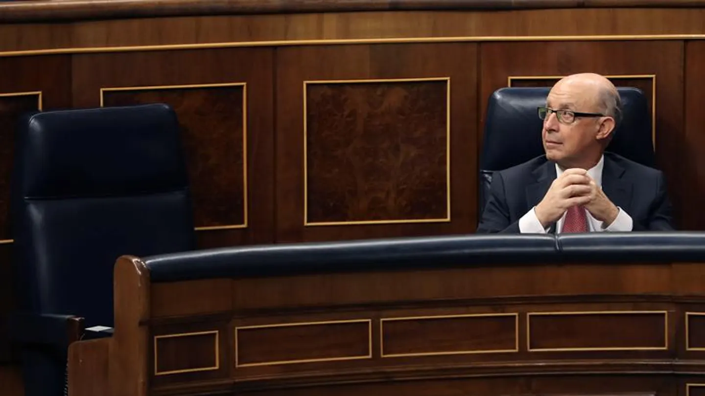 El exministro de Hacienda, Cristóbal Montoro, en una imagen de archivo. El exministro de Hacienda, Cristóbal Montoro, en una imagen de archivo.