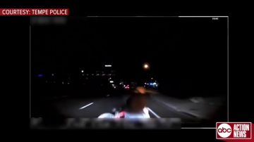 Así fue el atropello mortal de una mujer por un vehículo de Uber: la policía difunde las impactantes imágenes