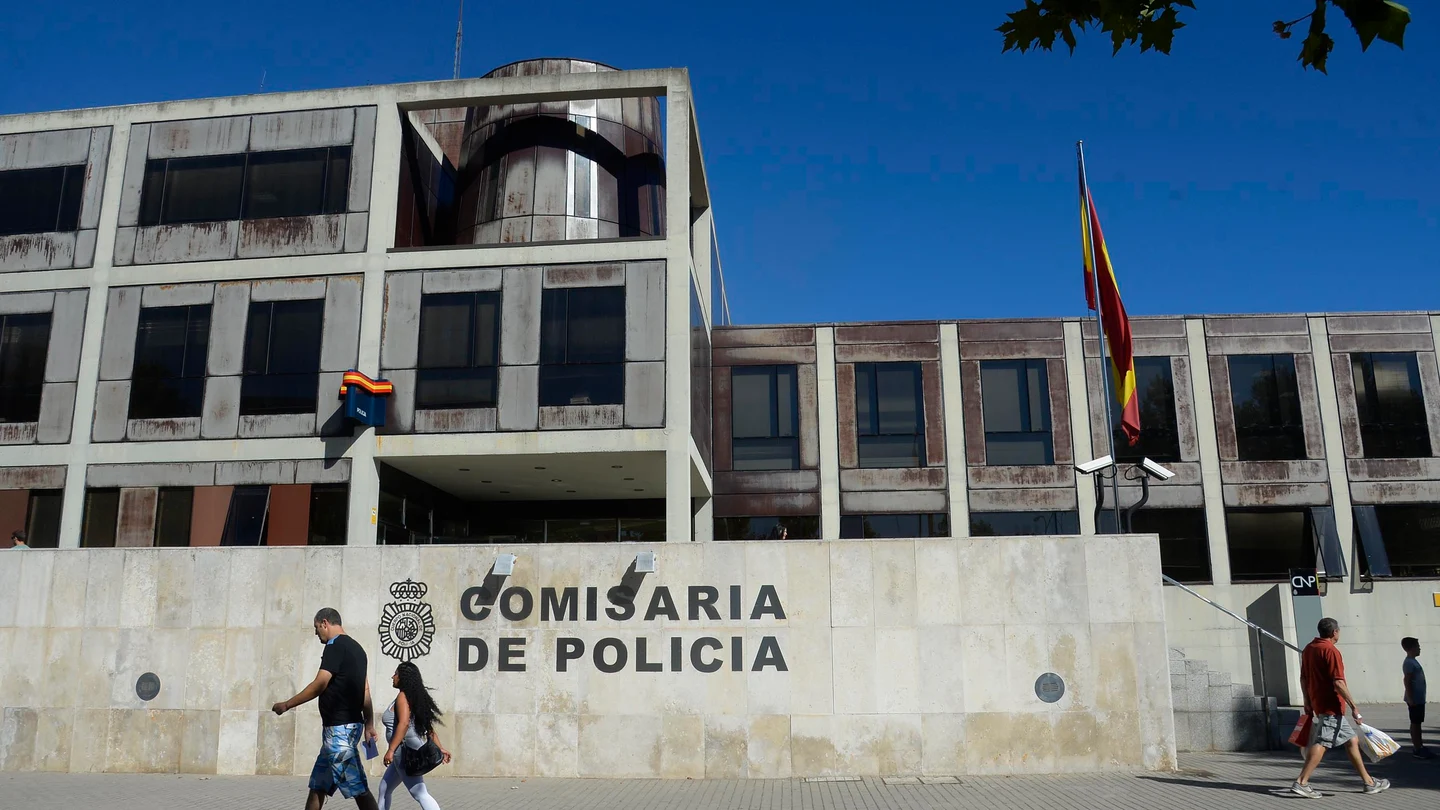 Comisaria de policia de Burgos Comisaria de policia de Burgos