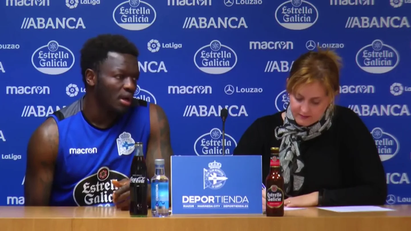Muntari y su respuesta machista: "No te contesto mal porque eres una mujer y tengo que ser educado" Muntari y su respuesta machista: "No te contesto mal porque eres una mujer y tengo que ser educado"