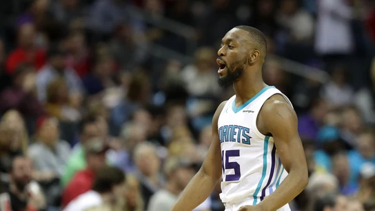 Kemba Walker celebra una canasta Kemba Walker celebra una canasta