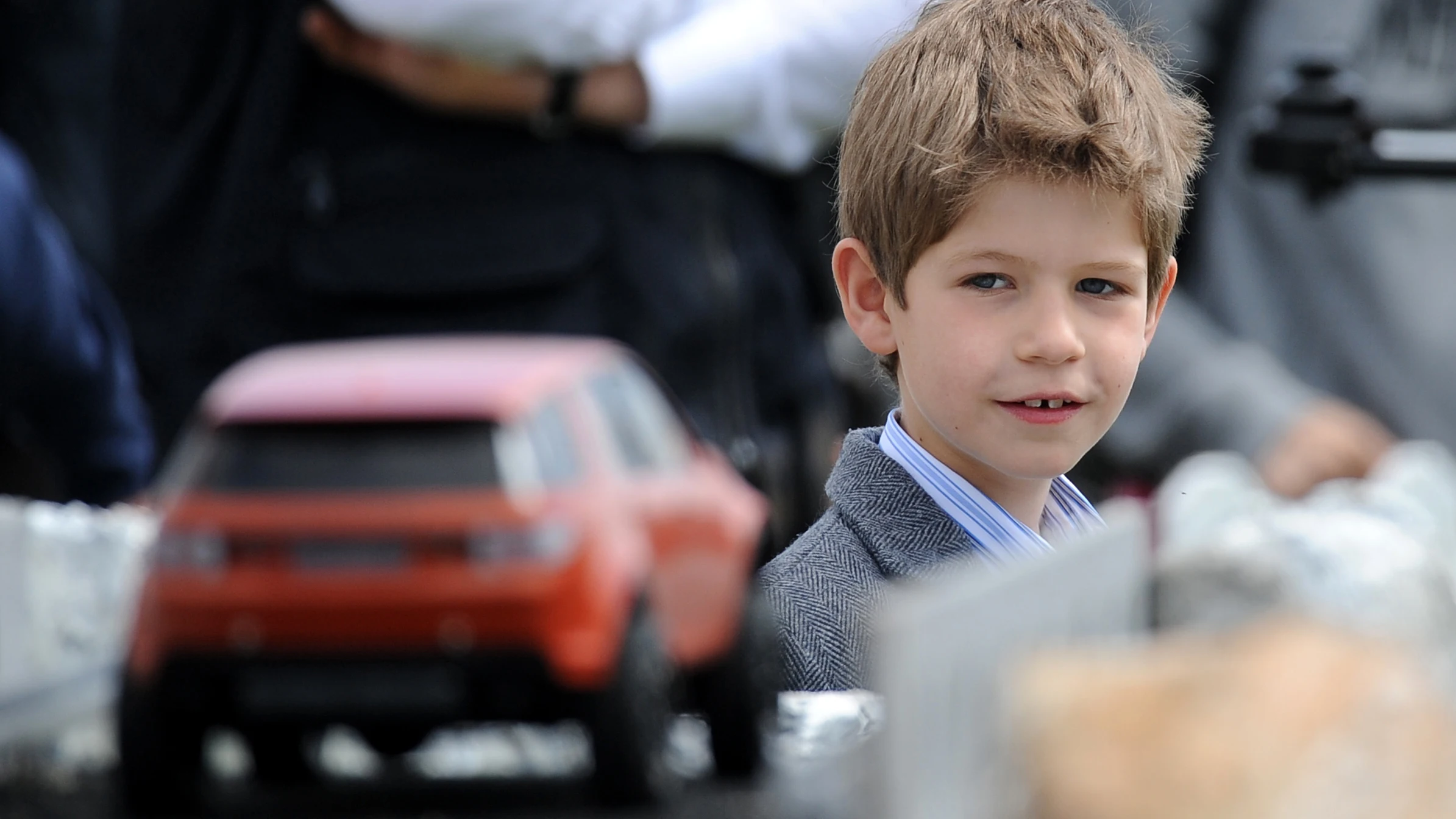 James, nieto de la reina Isabel II