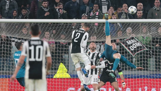 Cristiano Ronaldo anota de chilena en el Juventus Stadium Cristiano Ronaldo anota de chilena en el Juventus Stadium