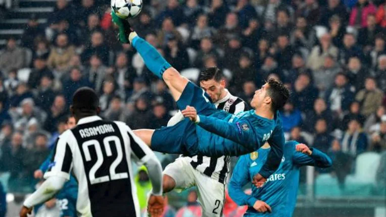 CRISTIANO RONALDO