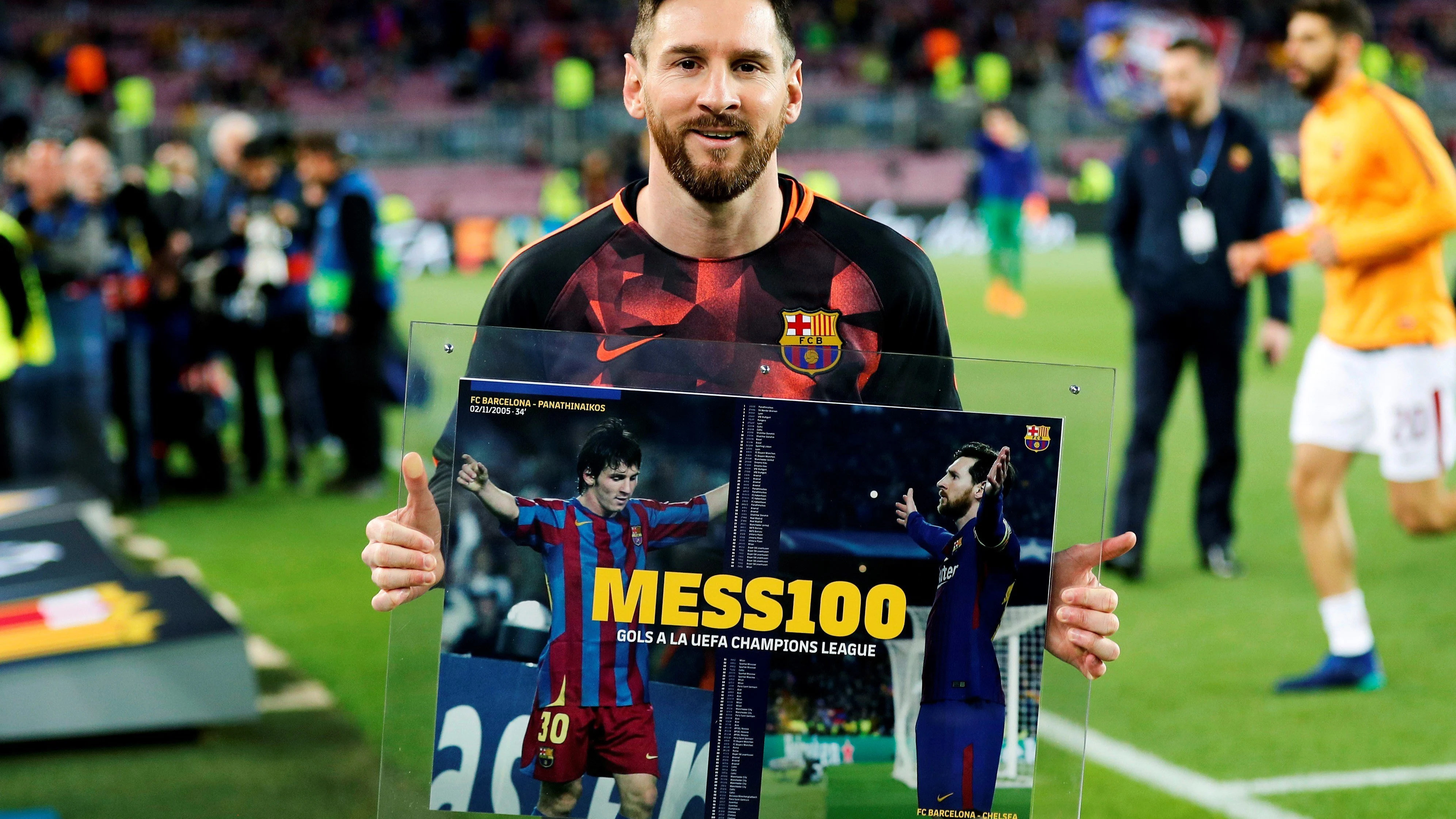 Leo Messi, durante su homenaje en el Camp Nou