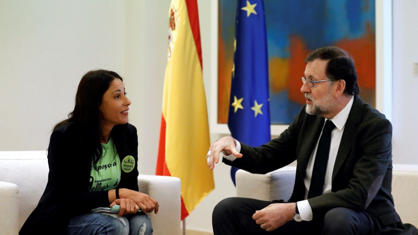 Rajoy se re&uacute;ne con 'Las Kellys'