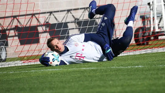 Manuel Neuer vuelve a entrenar con el Bayern Manuel Neuer vuelve a entrenar con el Bayern
