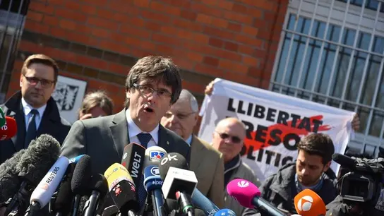 Puigdemont, a la salida de la prisión de Neumünster Puigdemont, a la salida de la prisión de Neumünster
