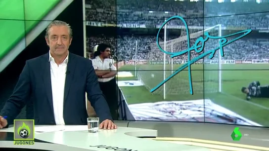 "Figo quiso el dinero. Paulo Futre prefirió el escudo. Dos maneras de entender la felicidad" "Figo quiso el dinero. Paulo Futre prefirió el escudo. Dos maneras de entender la felicidad"