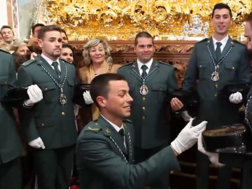 Momento de la pedida de matrimonio Momento de la pedida de matrimonio