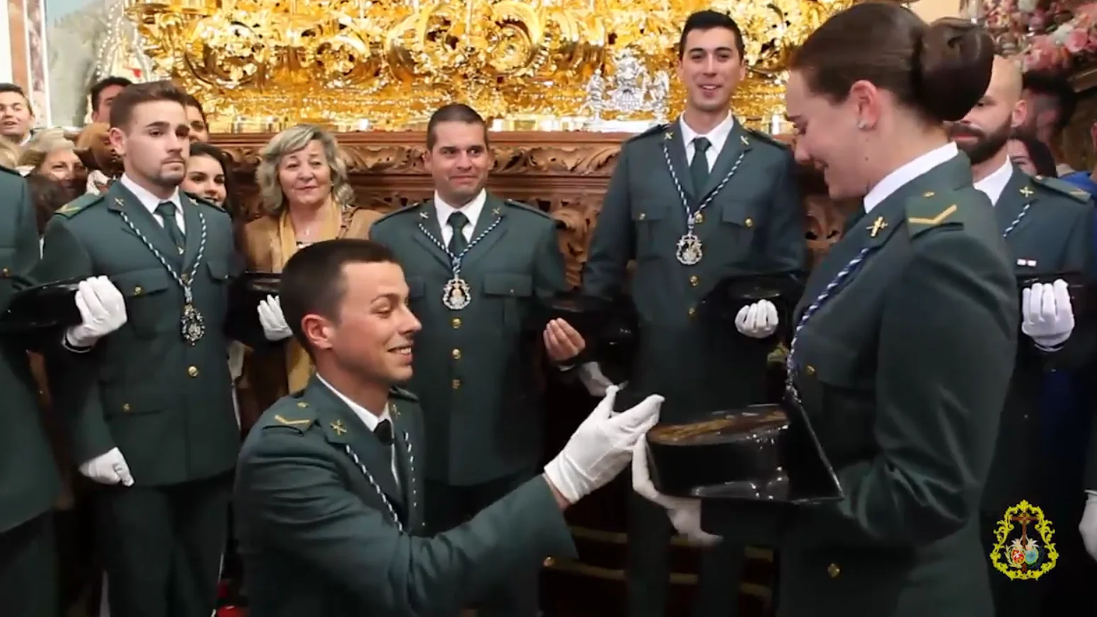 Momento de la pedida de matrimonio Momento de la pedida de matrimonio
