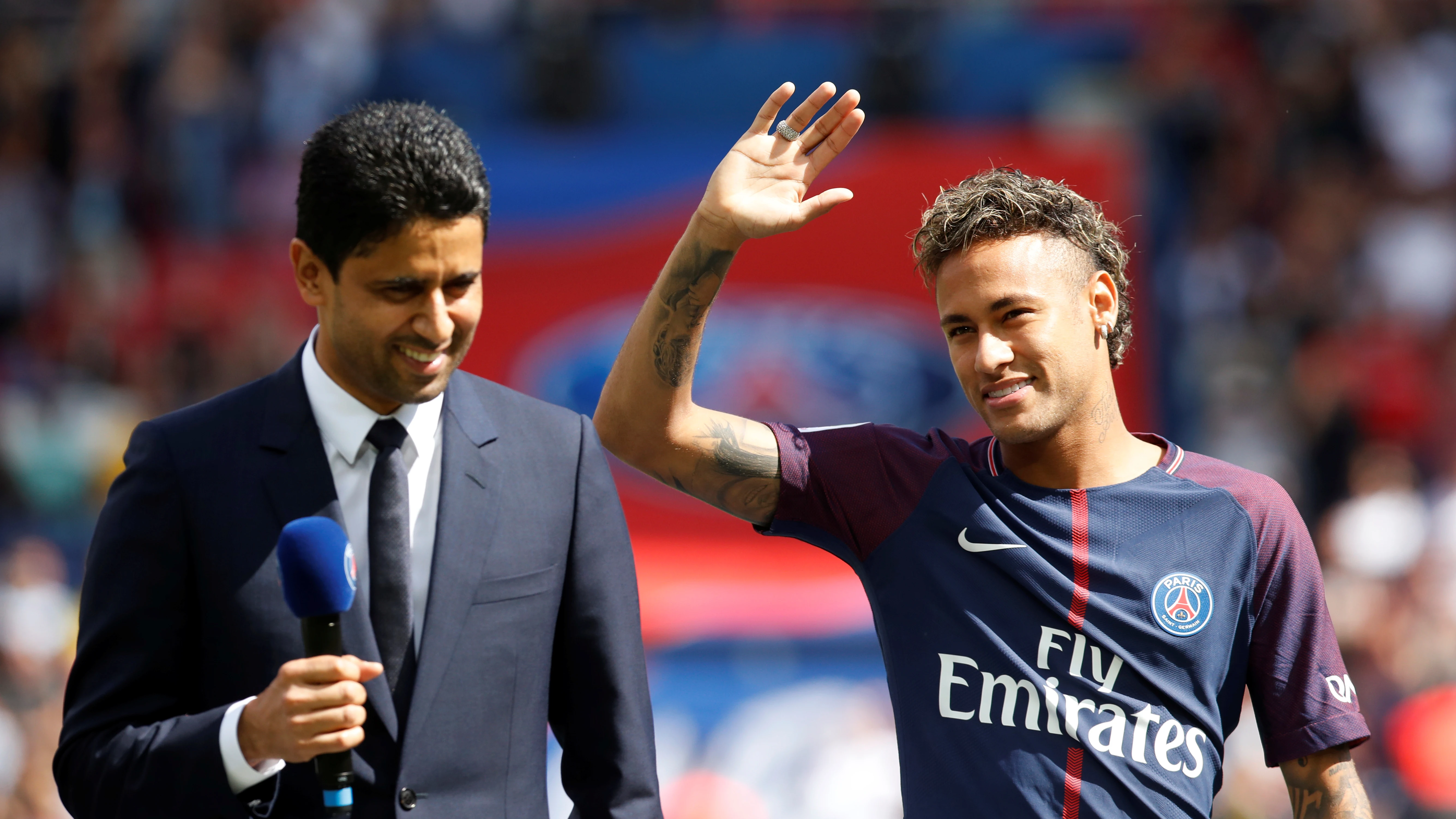 Al Khelaifi en la presentación de Neymar Al Khelaifi en la presentación de Neymar