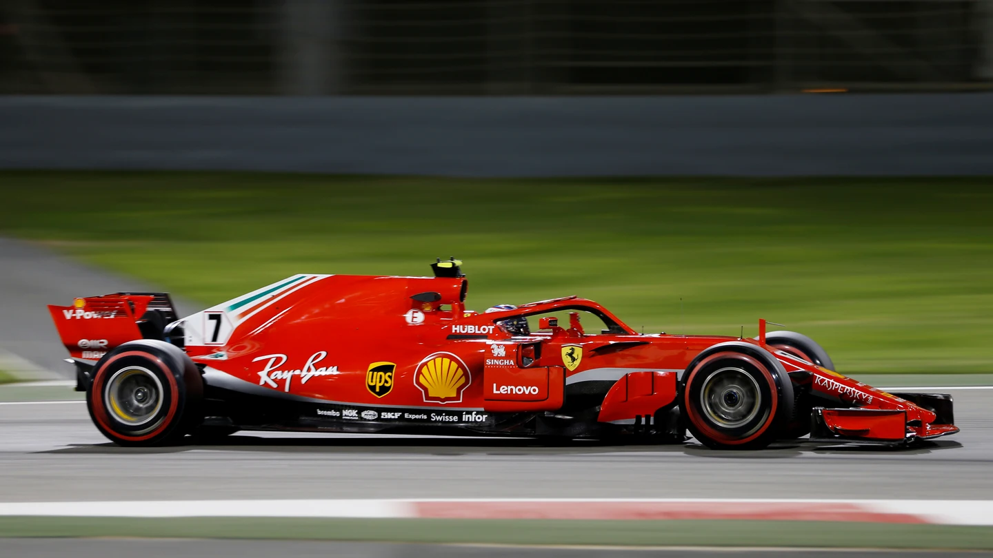 Raikkonen, rodando en el circuito de Baréin Raikkonen, rodando en el circuito de Baréin