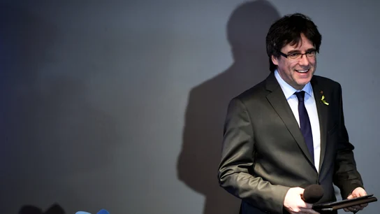 El expresidente catalán Carles Puigdemont a su llegada a una rueda de prensa en Berlín El expresidente catalán Carles Puigdemont a su llegada a una rueda de prensa en Berlín