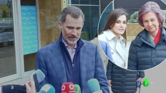 Felipe VI, junto a las reinas Letizia y Sofía Felipe VI, junto a las reinas Letizia y Sofía