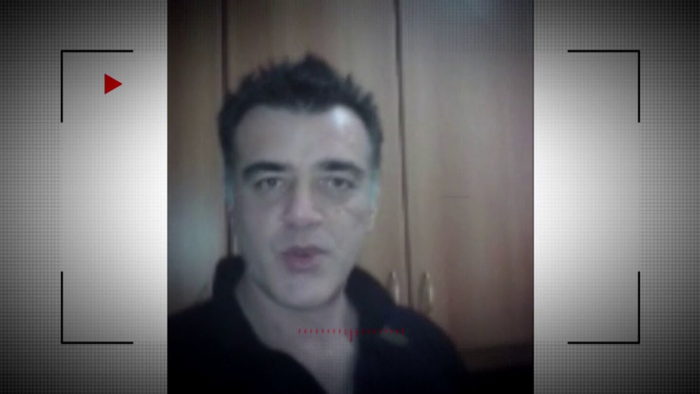 Entre los mensajes constantes y los gestos cari&ntilde;osos: la fase 1 de la estafa de Angelo Buo a su v&iacute;ctima 