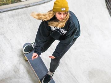 Girl Skate Girl Skate