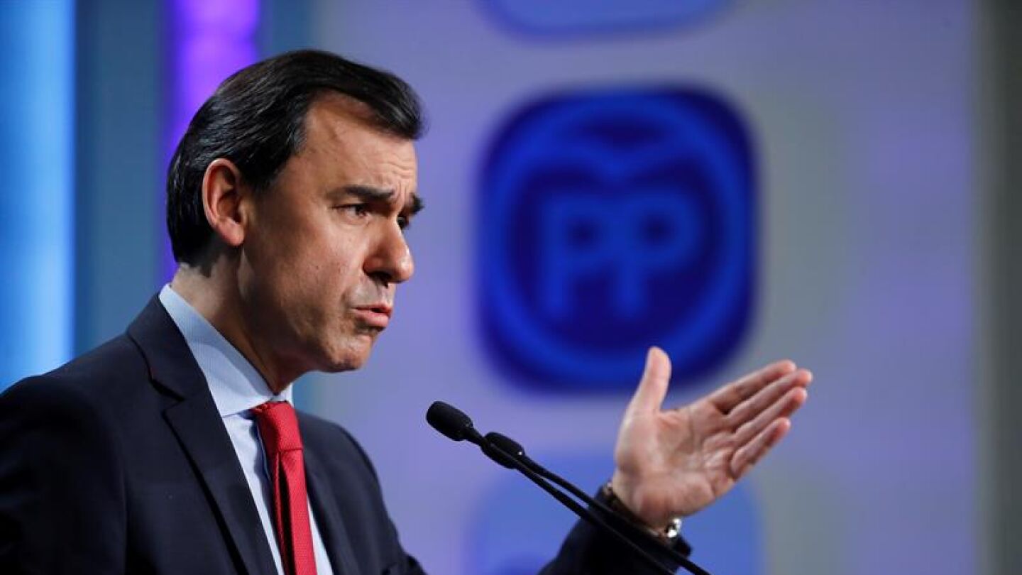El coordinador general del PP, Fernando Mart&iacute;nez-Ma&iacute;llo