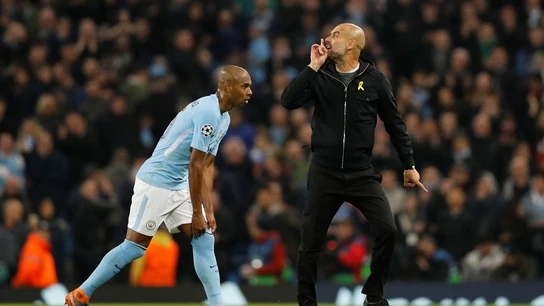 Guardiola se encaró con Mateu Lahoz Guardiola se encaró con Mateu Lahoz