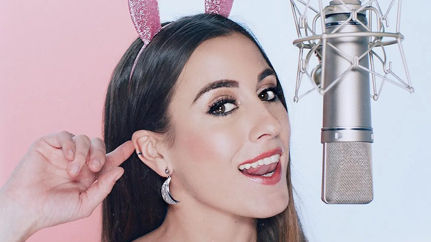 Paula Gonu Paula Gonu