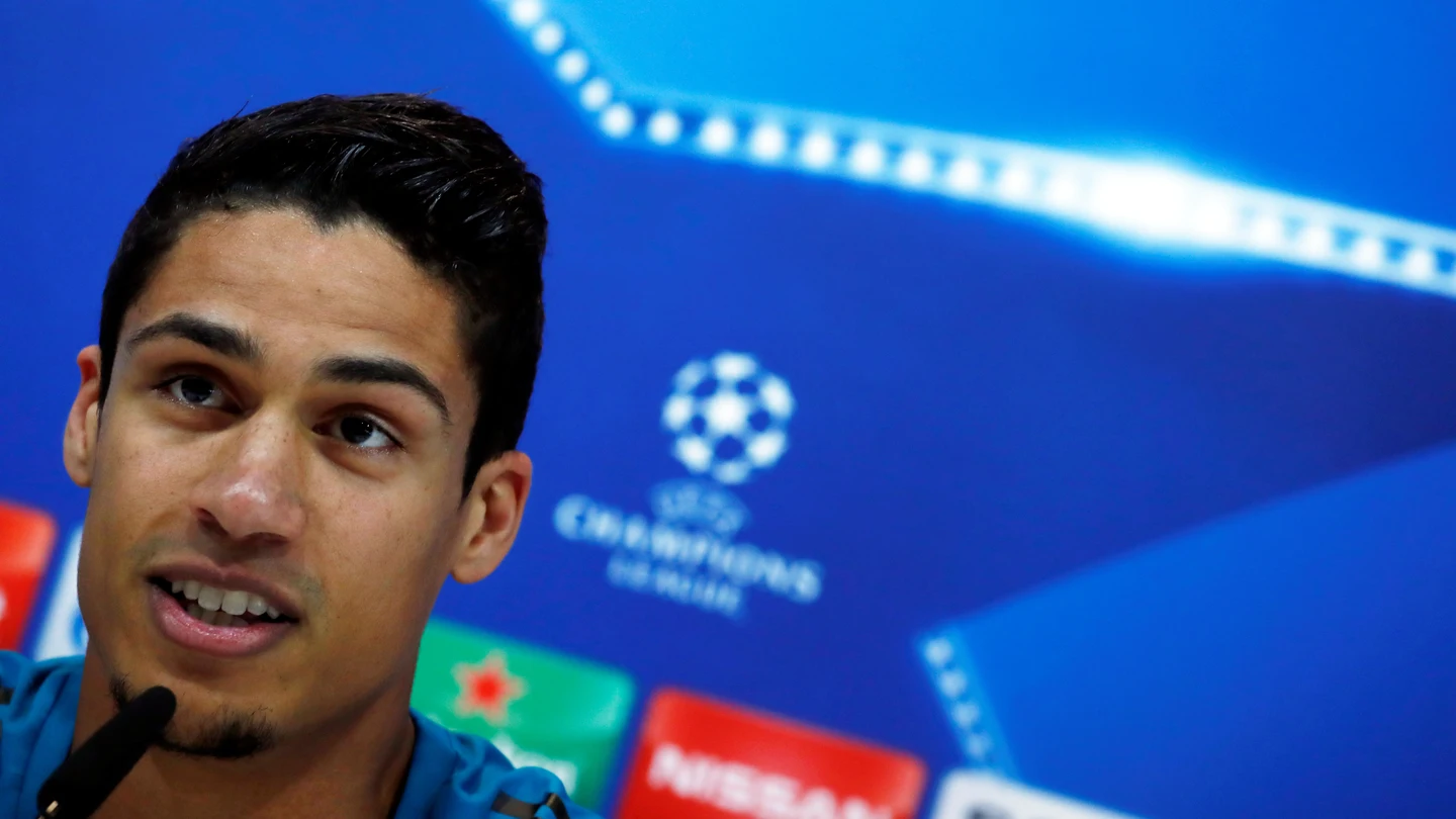 Varane comparece ante los medios antes del partido contra la Juventus Varane comparece ante los medios antes del partido contra la Juventus