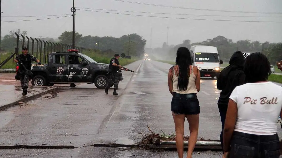 Exteriores de la prisión brasileña en la que 20 personas han muerto