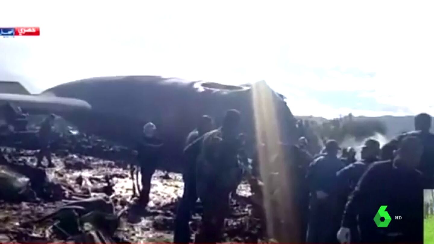 Mueren al menos 257 personas al estrellarse un avi&oacute;n de las Fuerzas A&eacute;reas de Argel