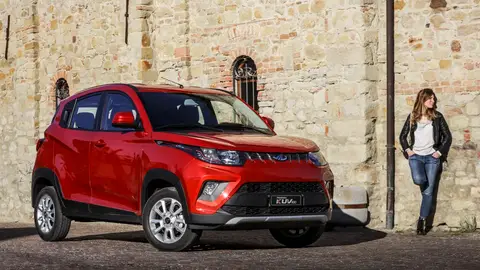 Mahindra KUV100 Mahindra KUV100