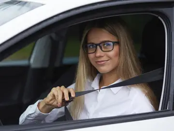 Uno de cada cinco conductores, incapaz de ver la carretera con precisión Uno de cada cinco conductores, incapaz de ver la carretera con precisión