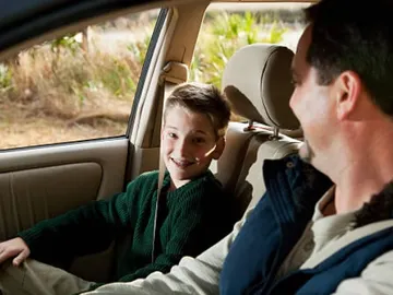 ¿Cuándo pueden ir los niños en el asiento delantero del coche? ¿Cuándo pueden ir los niños en el asiento delantero del coche?