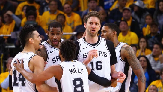 Pau Gasol, durante un partido con los Spurs