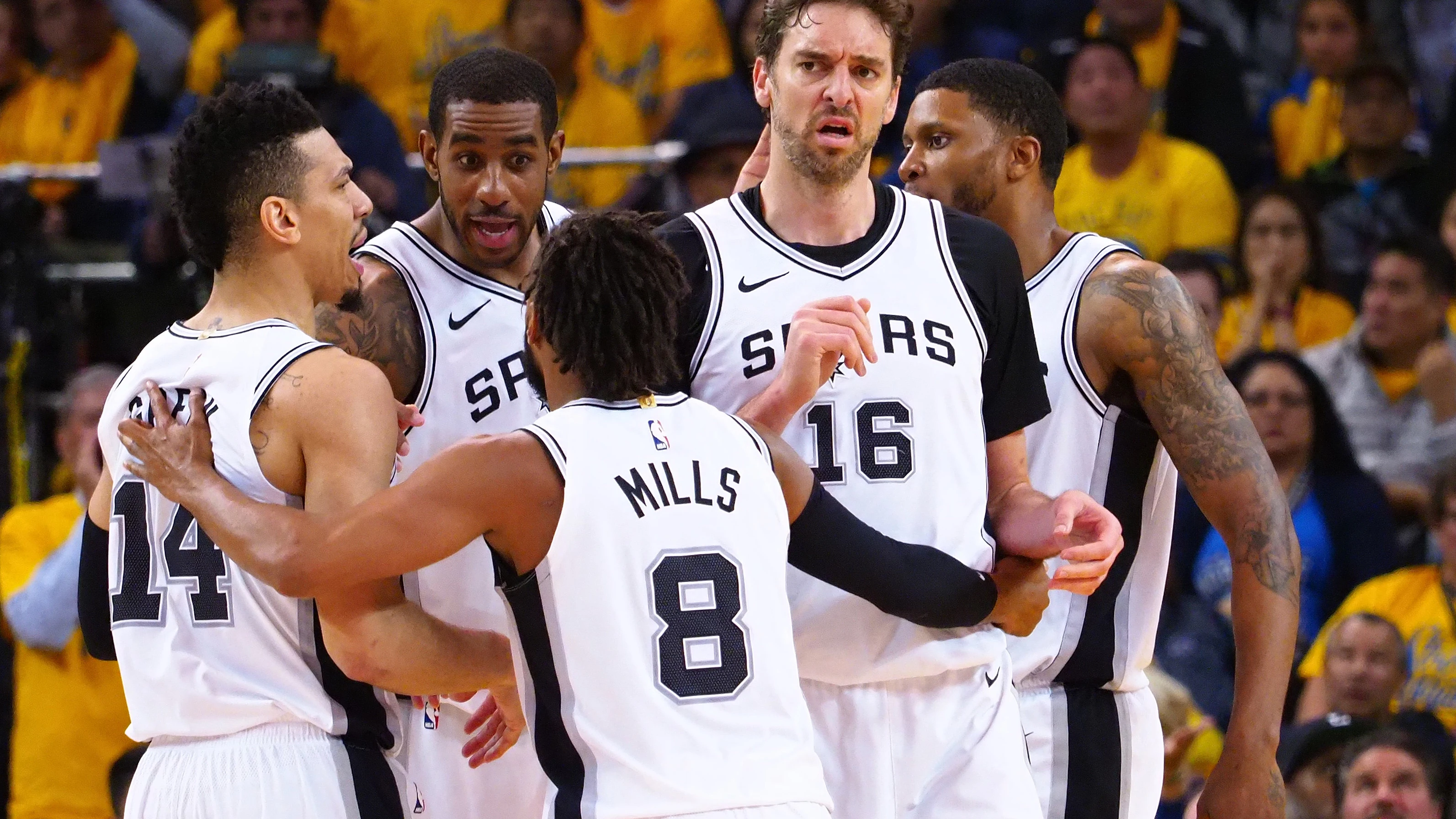 Pau Gasol, durante un partido con los Spurs