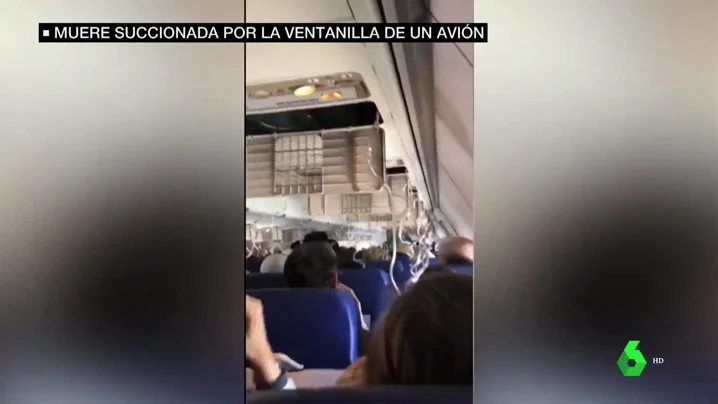 Momentos previos al aterrizaje de emergencia de un avión en Filadelfia