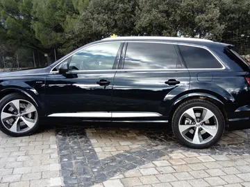 Audi Q7 3.0 TDI e-tron Quattro Audi Q7 3.0 TDI e-tron Quattro