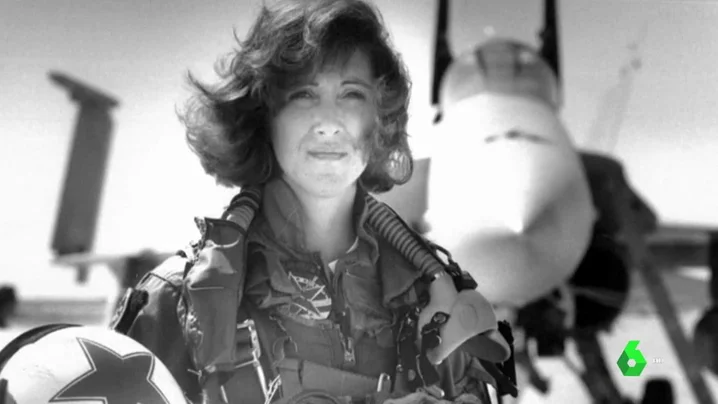 Tammie Jo Shults, la heroica piloto que evitó una catástrofe en el accidente aéreo de EEUU gracias a sus nervios de acero