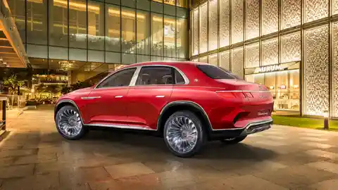 Mercedes-Maybach presenta el vehículo SUV hecho lujo Mercedes-Maybach presenta el vehículo SUV hecho lujo