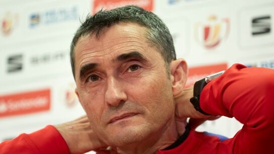 Valverde atiende a los medios de comunicaci&oacute;n