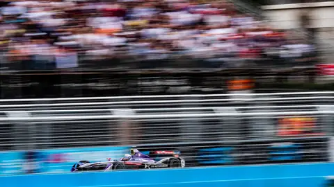 Bird durante la carrera en Roma El piloto Bird en carrera