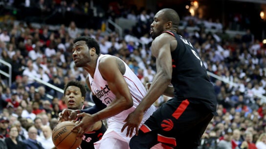Ibaka, en una acci&oacute;n ante los Wizards