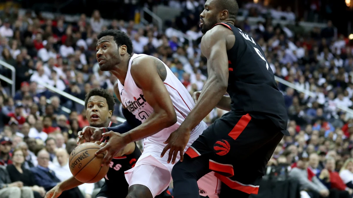Ibaka, en una acci&oacute;n ante los Wizards