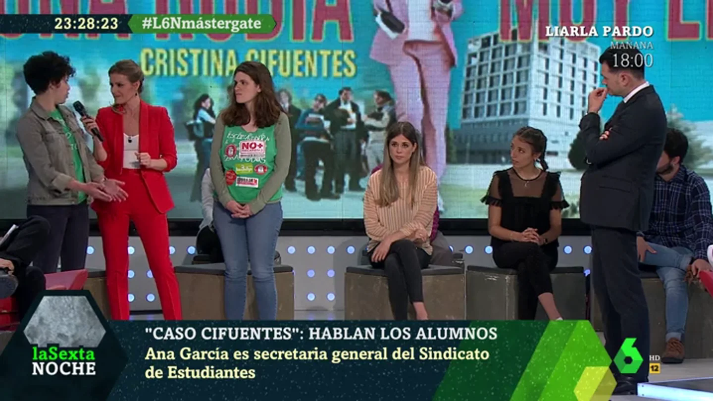 Estudiantes de la universidad, sobre el escándalo del máster de Cifuentes Estudiantes de la universidad, sobre el escándalo del máster de Cifuentes
