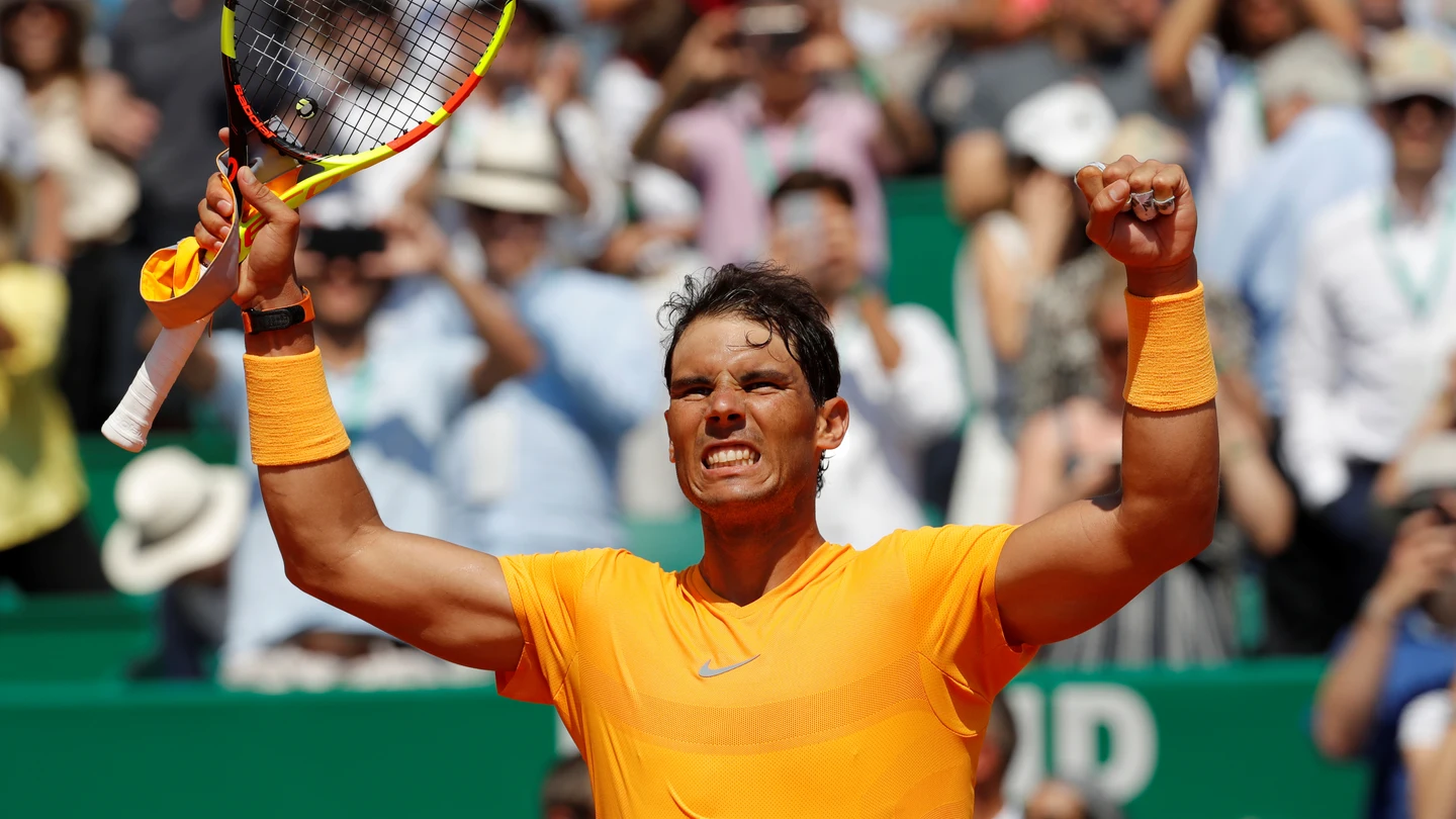 Rafa Nadal celebra su victoria en Montecarlo Rafa Nadal celebra su victoria en Montecarlo